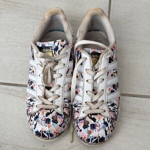 Adidas Women's Artistic White Sneakers